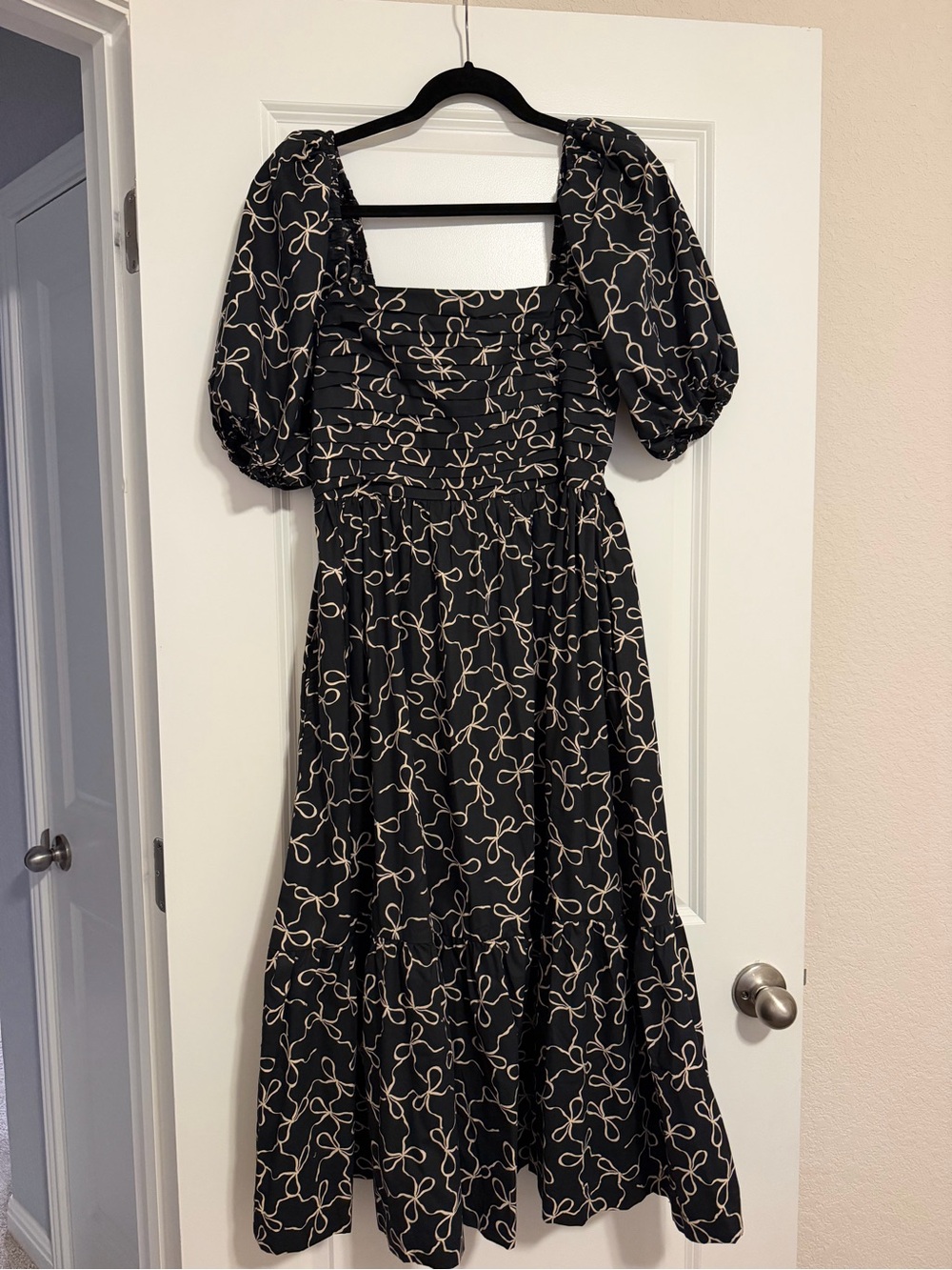 A&F Emerson Poplin Puff Sleeve Midi Dress